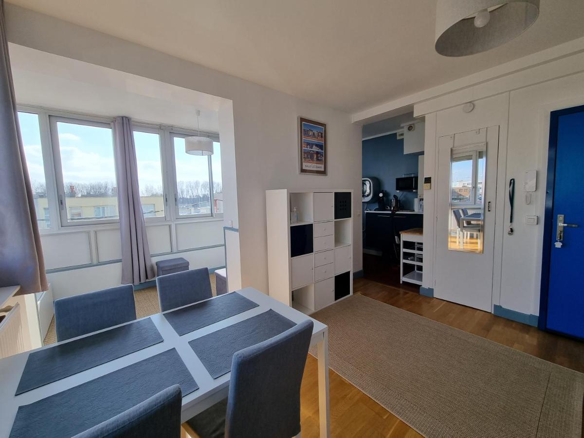 Apartment Malouin - Sur La Digue De Les Bains Avec Vue Sur Malo-les-Bains